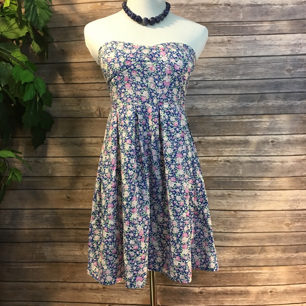 Sleeveless sundress dress or top - Picture 1 of 7